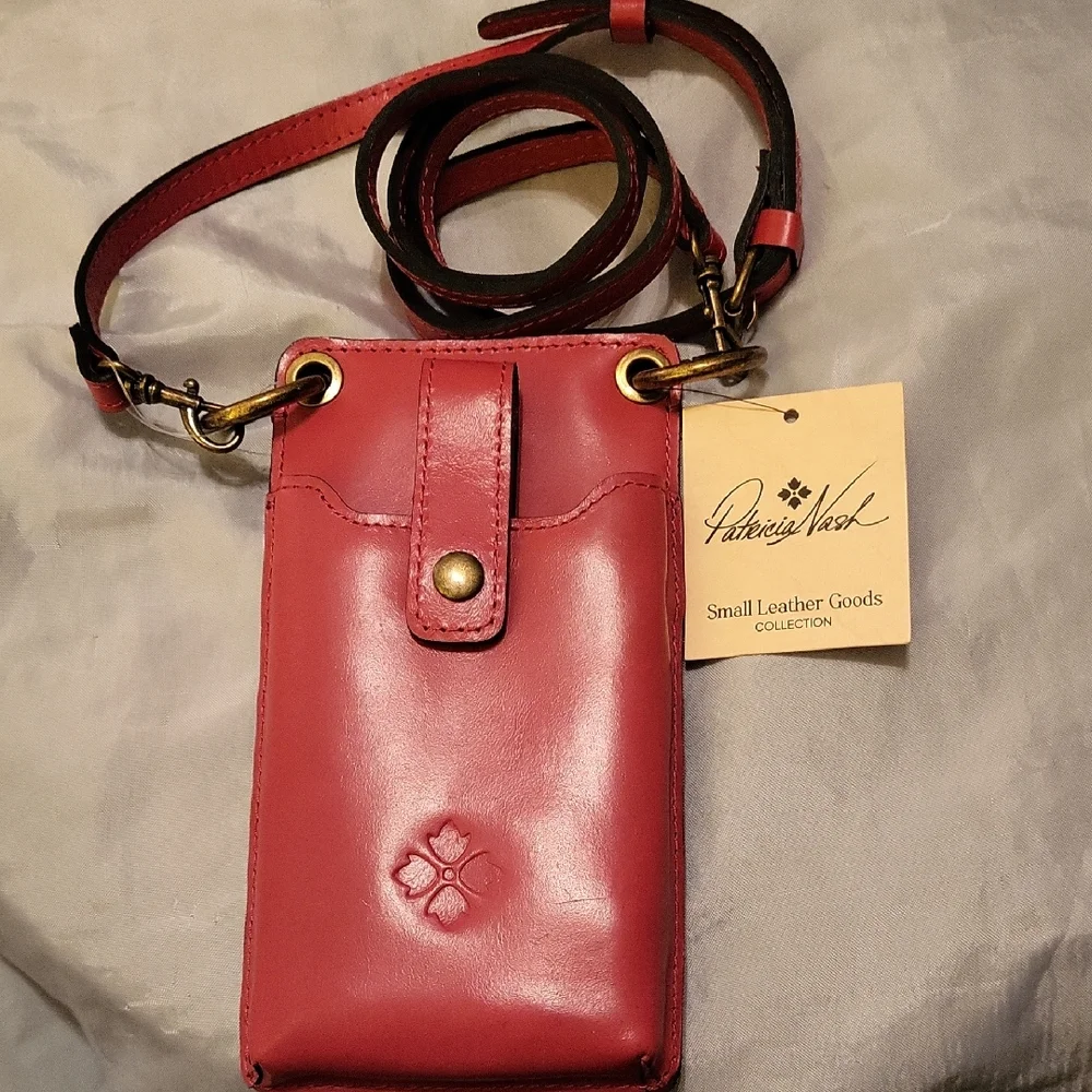 Patricia Nash Farleigh Passion Leather Crossbody Phone Pouch Wallet Bmwt ML Rt